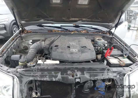 2003 Toyota 4Runner Sr5 V6 из США, поврежденный, VIN JTEZU14R830004646